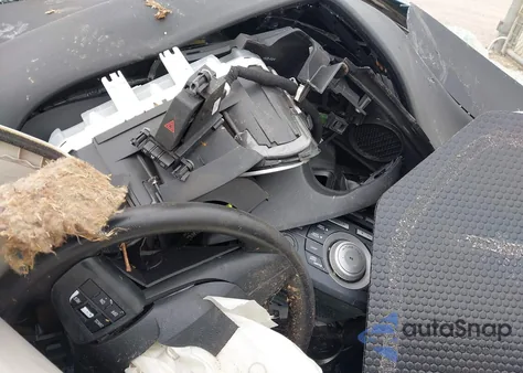 2010 Mazda Mazda3 I Touring z USA, uszkodzony, nr VIN JM1BL1SF3A1204326